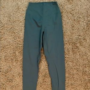 Balance athletica OG legging “lagoon”